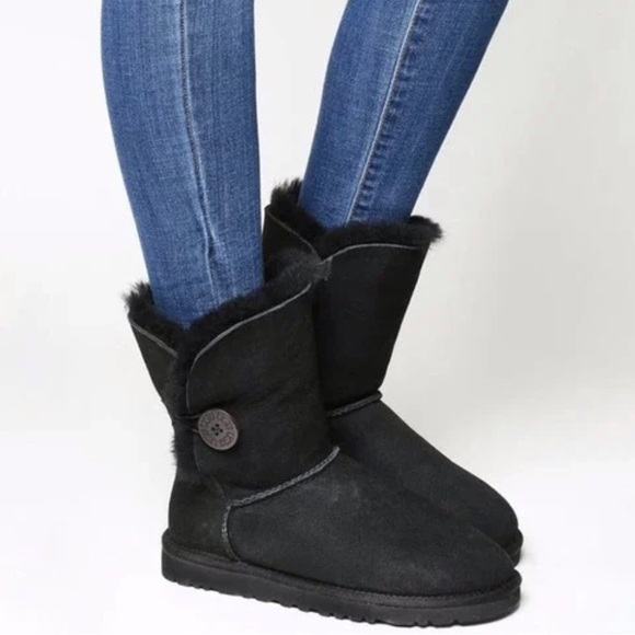 UGG Shoes - UGG Bailey Button II